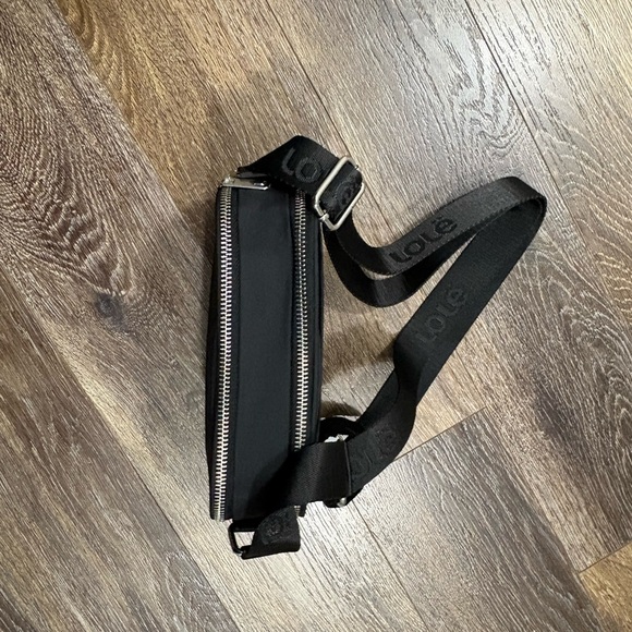 Lole Black Crossbody Bag - Picture 3 of 8